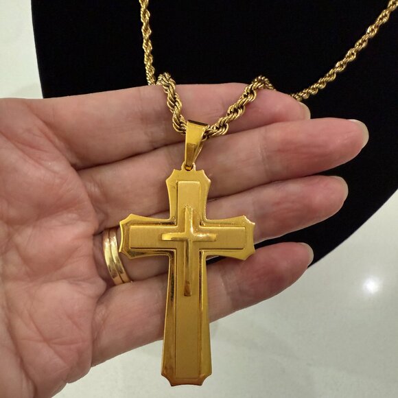 Men's Gold Tone Stainless Steel Cross - Picture 1 of 10